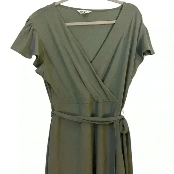 Nine West Tie Dress - Picture 2 of 6